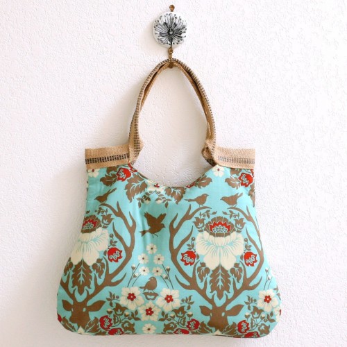 27-drikab drikab azure antler jute basic tote